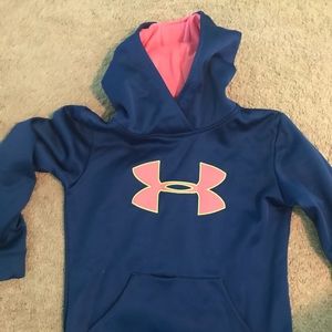 Kids Under Armour Sweatshirt. youth Medium